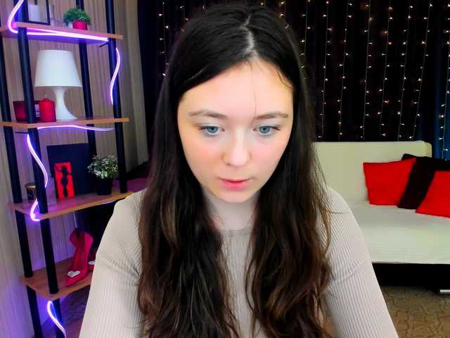 AlluringLookk live cam on BongaCams