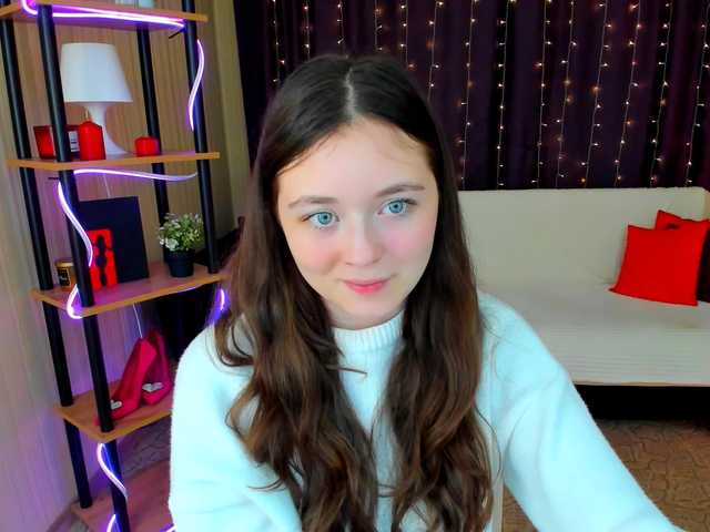 AlluringLookk live cam on BongaCams