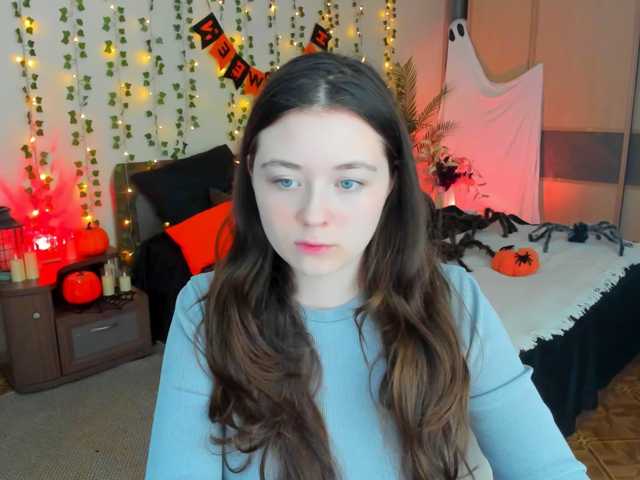 AlluringLookk live cam on BongaCams