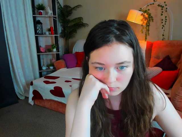 AlluringLookk live cam on BongaCams