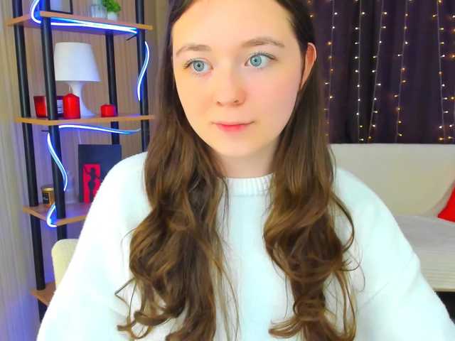 AlluringLookk live cam on BongaCams