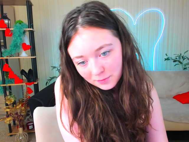 AlluringLookk live cam on BongaCams