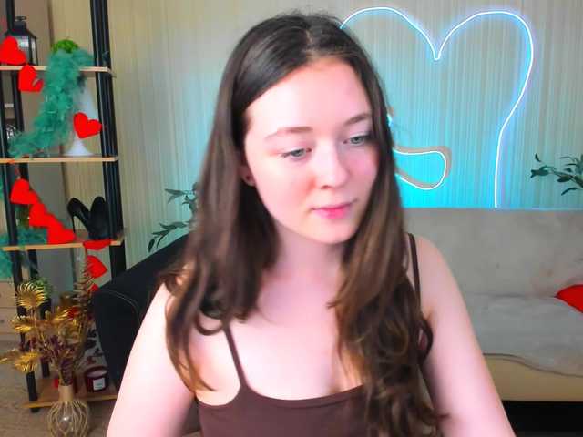 AlluringLookk live cam on BongaCams
