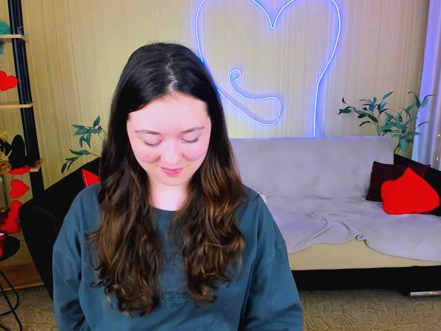 AlluringLookk live cam on BongaCams