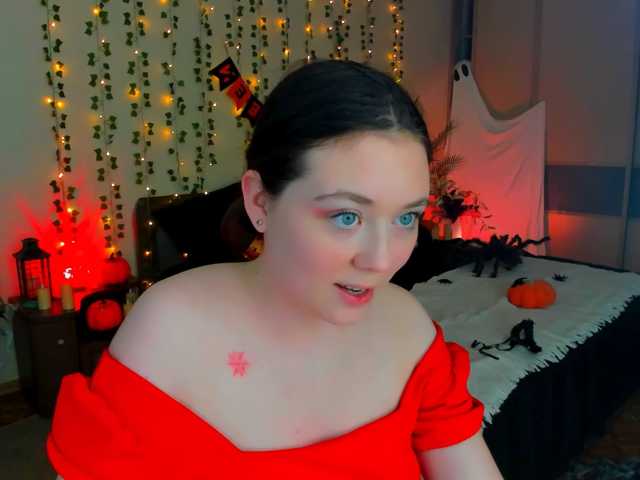 AlluringLookk live cam on BongaCams
