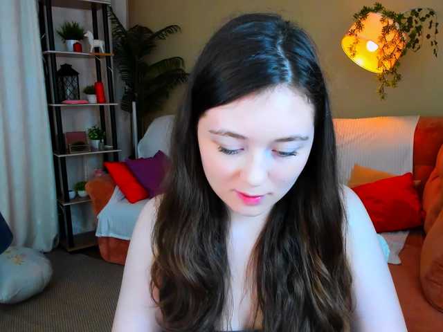 AlluringLookk live cam on BongaCams