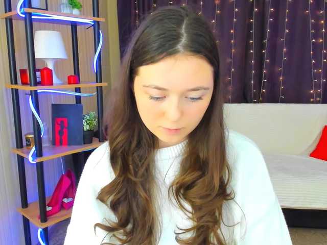 AlluringLookk live cam on BongaCams