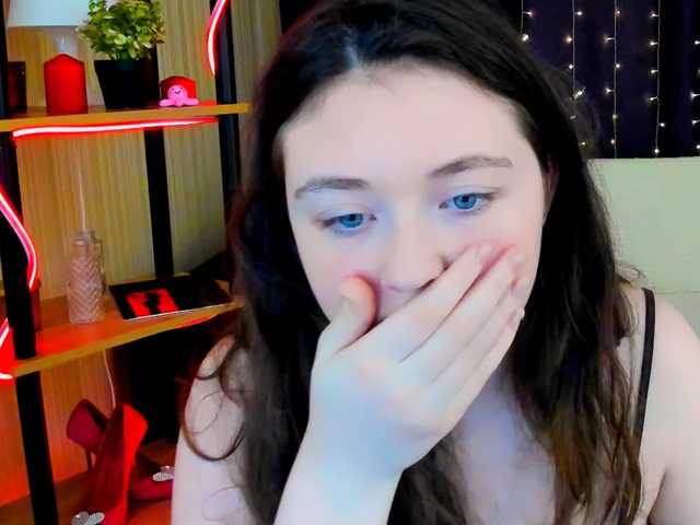 AlluringLookk live cam on BongaCams