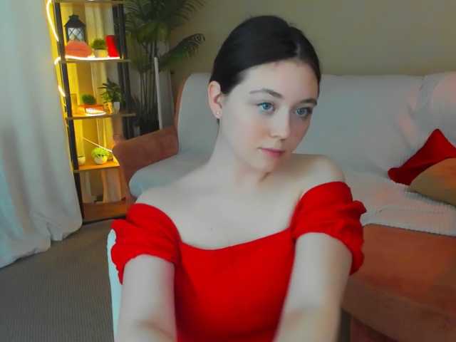AlluringLookk live cam on BongaCams
