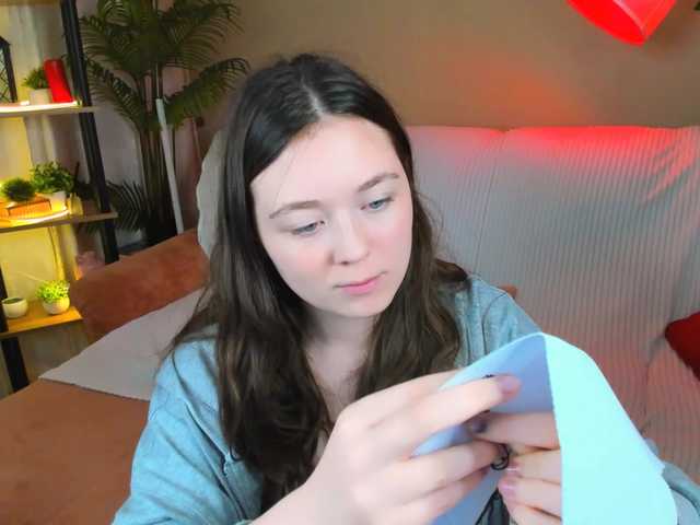 AlluringLookk live cam on BongaCams