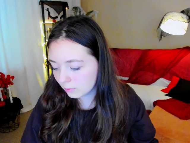 AlluringLookk live cam on BongaCams