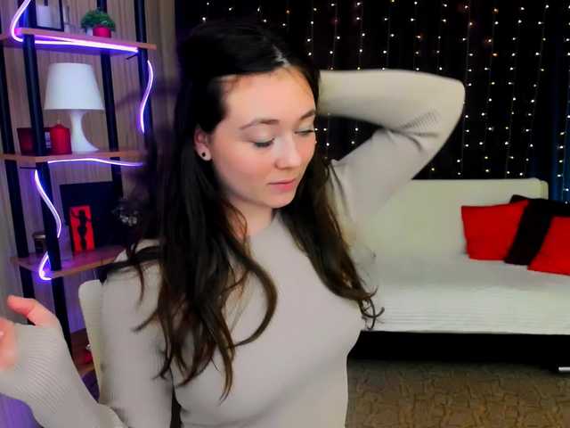 AlluringLookk live cam on BongaCams