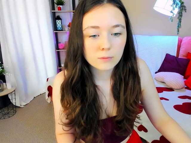 AlluringLookk live cam on BongaCams