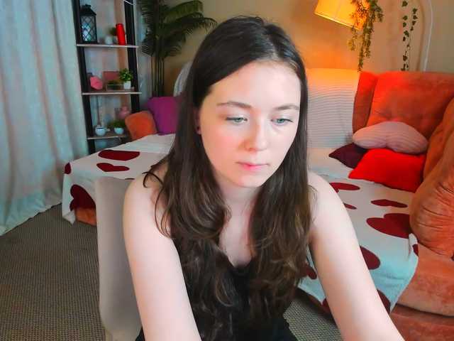 AlluringLookk live cam on BongaCams