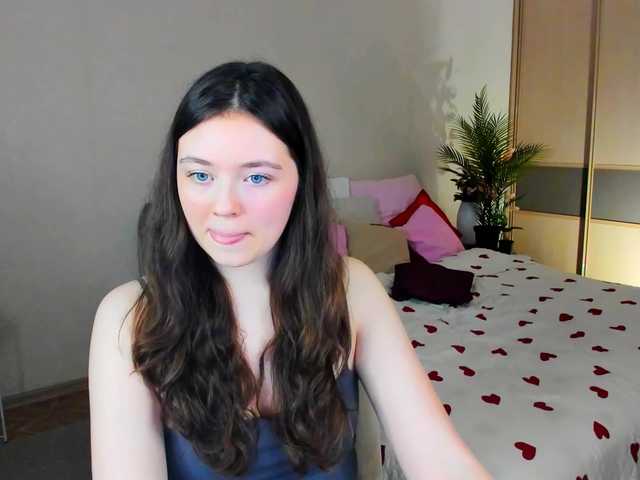 AlluringLookk live cam on BongaCams