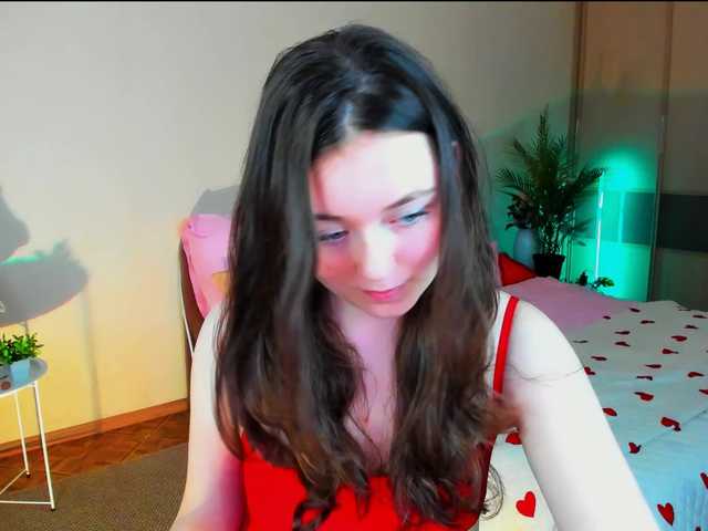 AlluringLookk live cam on BongaCams