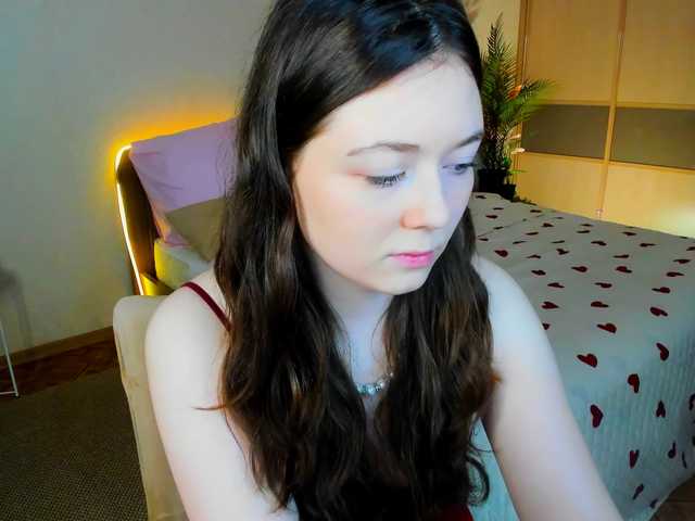AlluringLookk live cam on BongaCams