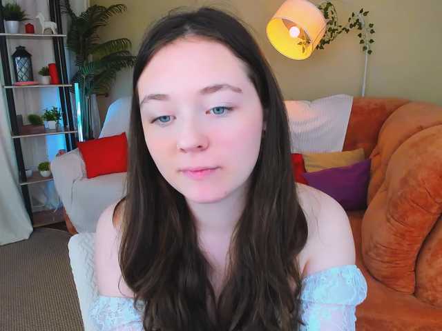 AlluringLookk live cam on BongaCams
