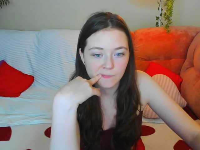 AlluringLookk live cam on BongaCams