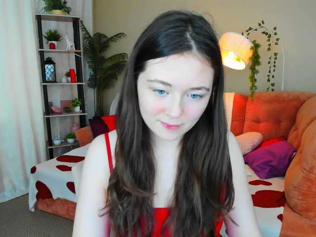 AlluringLookk live cam on BongaCams