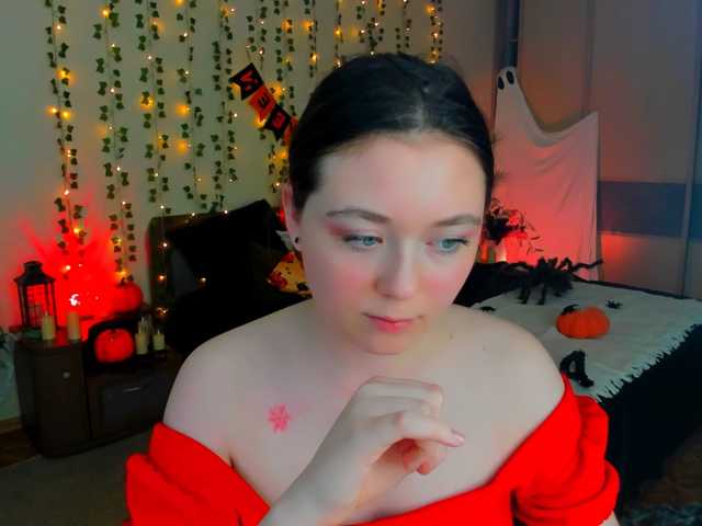 AlluringLookk live cam on BongaCams