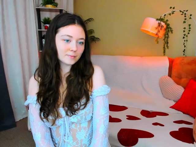 AlluringLookk live cam on BongaCams