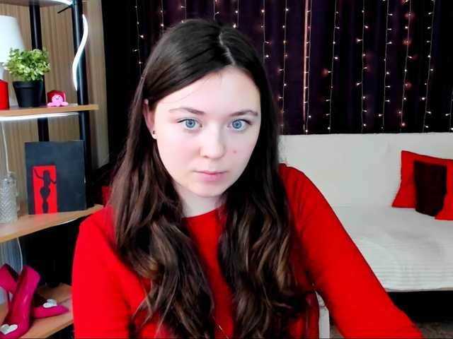 AlluringLookk live cam on BongaCams
