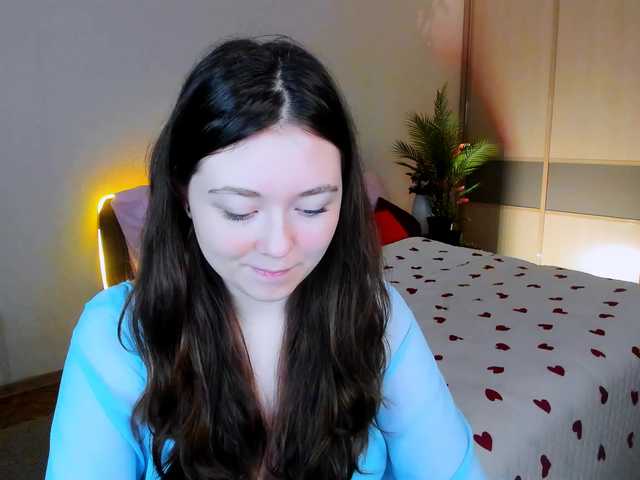 AlluringLookk live cam on BongaCams