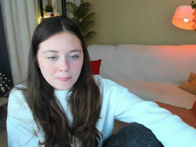 AlluringLookk live cam on BongaCams