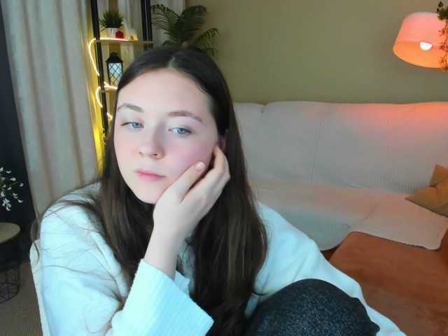 AlluringLookk live cam on BongaCams