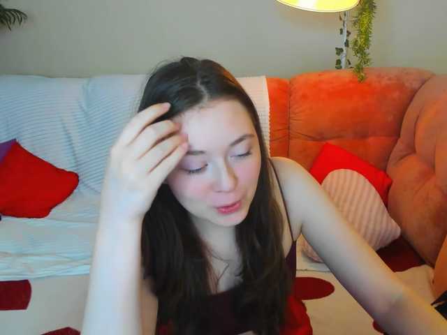 AlluringLookk live cam on BongaCams