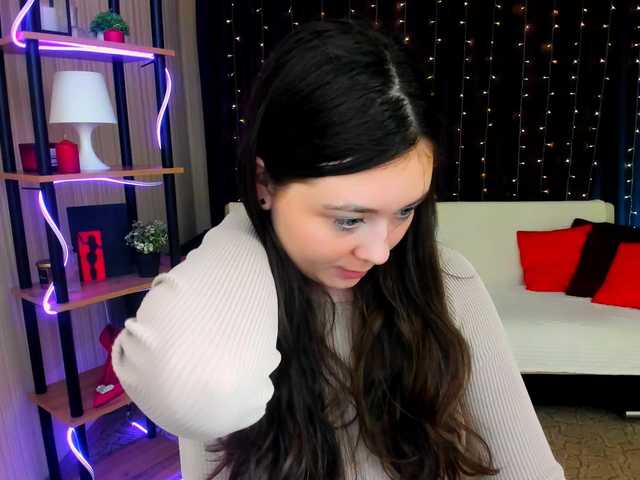 AlluringLookk live cam on BongaCams