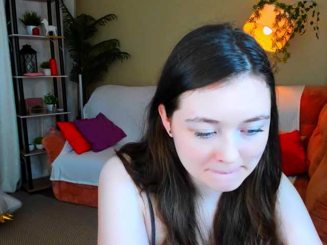 AlluringLookk live cam on BongaCams