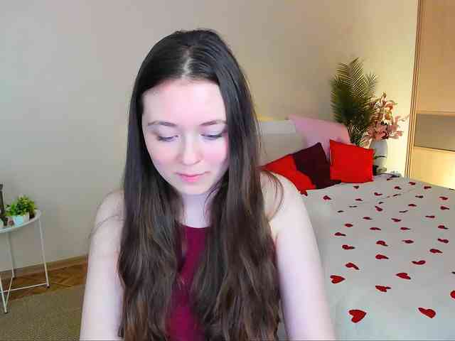 AlluringLookk webcam