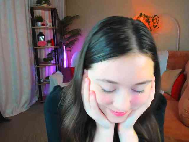 AlluringLookk webcam