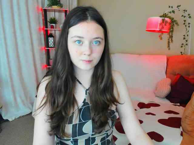 AlluringLookk webcam