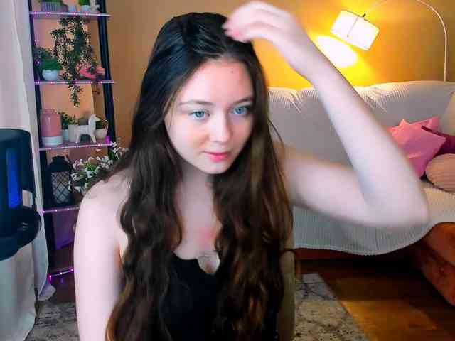 AlluringLookk bongacams