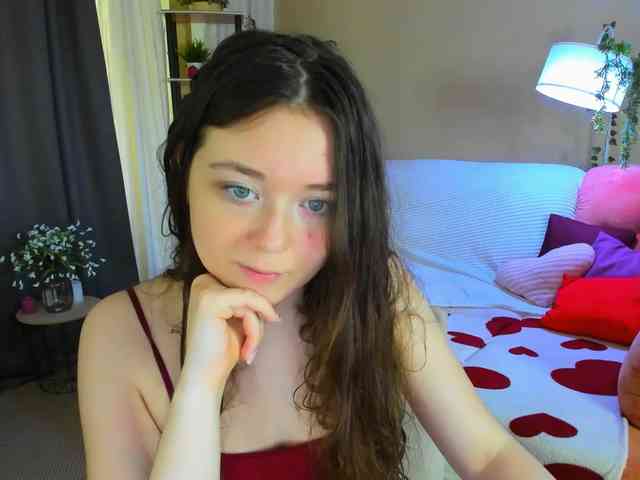 AlluringLookk webcam