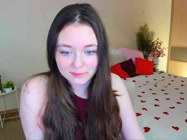 AlluringLookk webcam