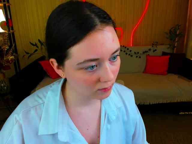 AlluringLookk webcam