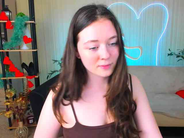 AlluringLookk webcam