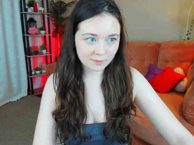 AlluringLookk webcam