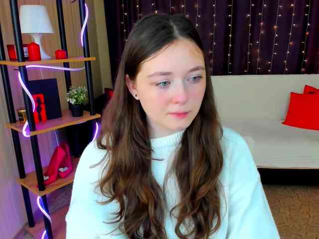 AlluringLookk webcam