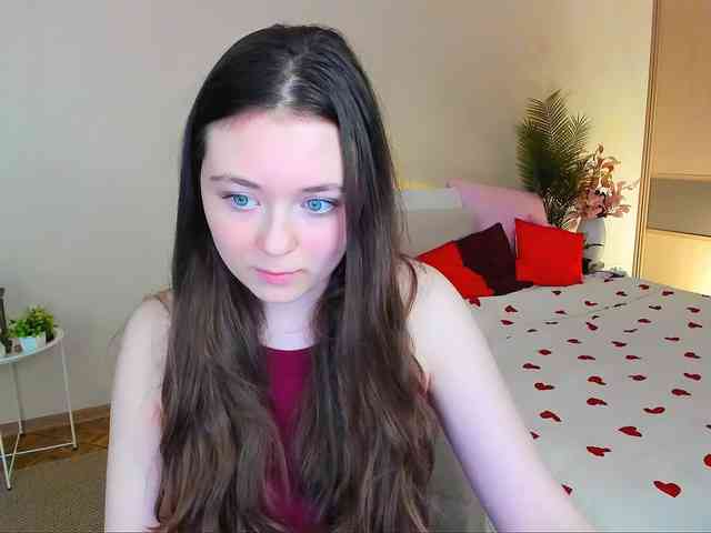 AlluringLookk webcam