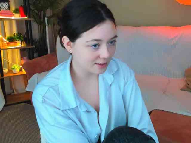 AlluringLookk webcam