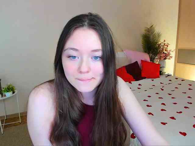 AlluringLookk webcam