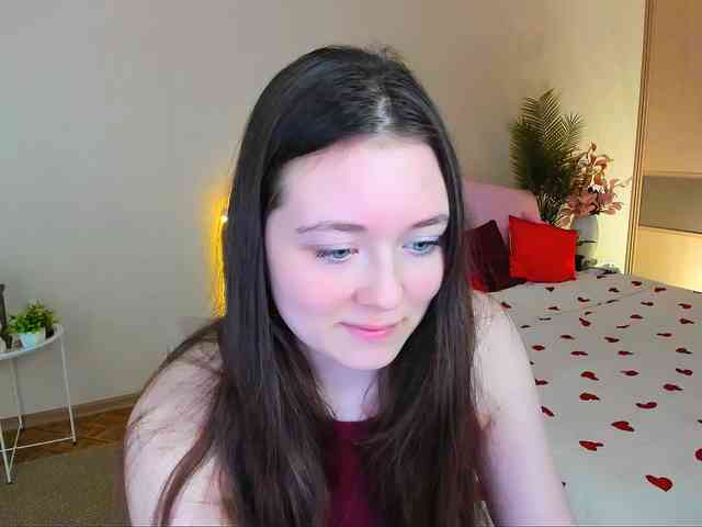 AlluringLookk webcam