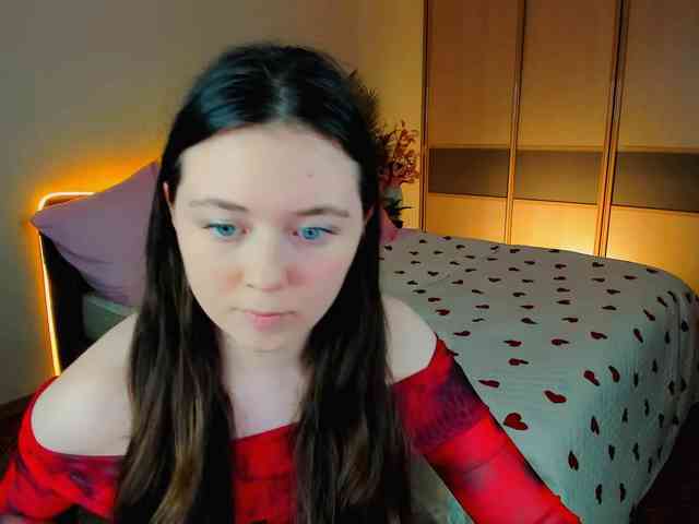 AlluringLookk webcam