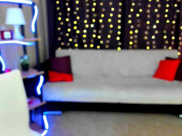 AlluringLookk webcam