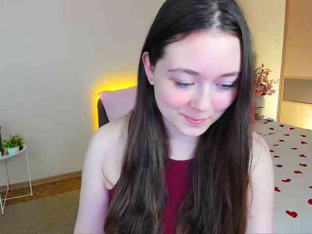 AlluringLookk webcam